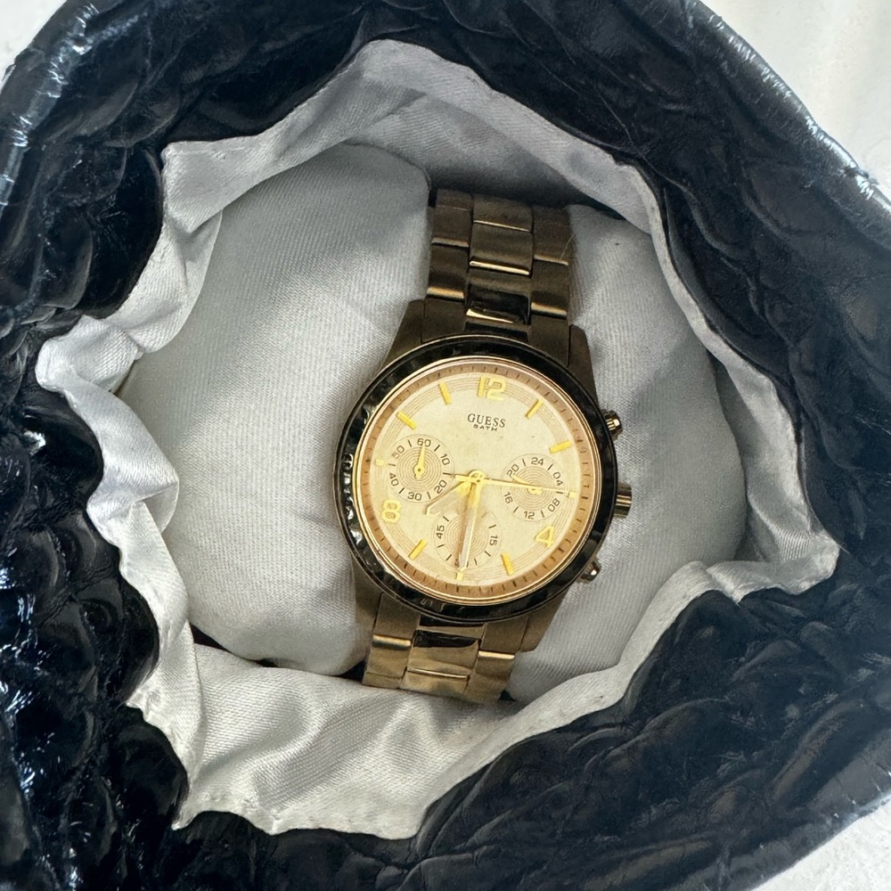 Guess watch